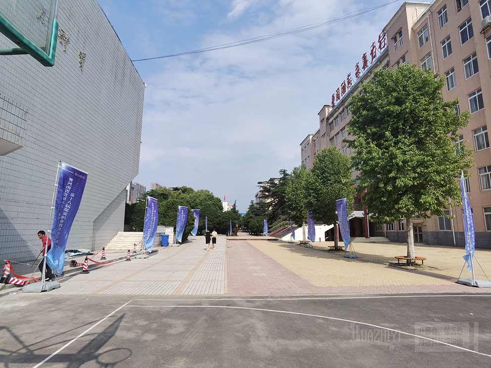 鄭州道旗出租公司定制學校活動道旗