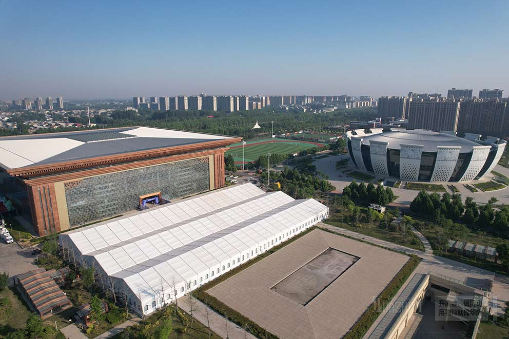 鄭州展銷會(huì)篷房租賃現(xiàn)場(chǎng)搭建家具展大跨度篷房