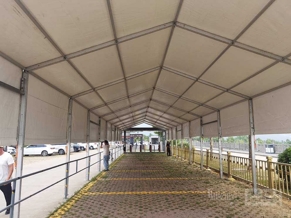 鄭州新鄉篷房出租搭建在戶外可以用來防雨遮陽