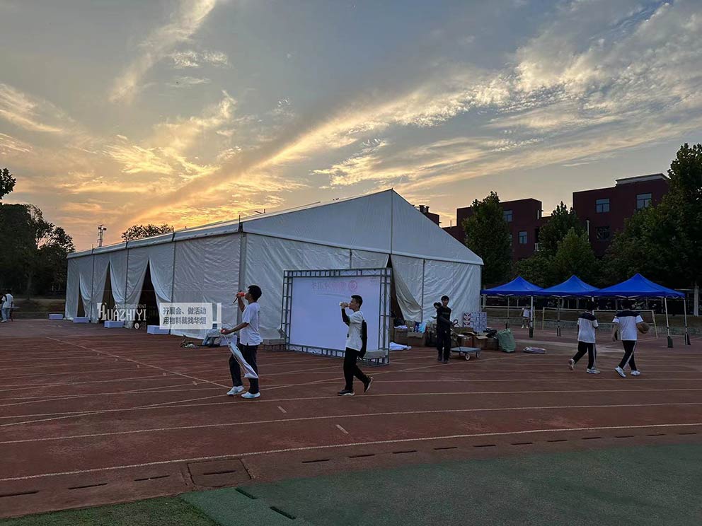 鄭州篷房出租搭建學(xué)校中國夢活動現(xiàn)場大型篷房