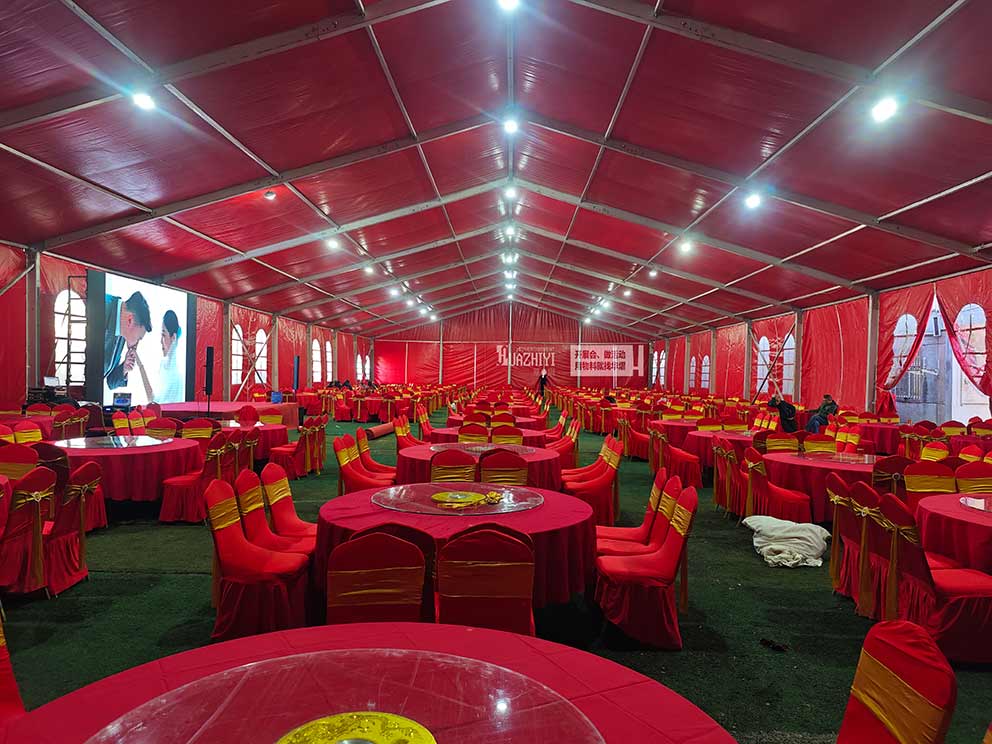 紅色婚禮篷房出租找華熠公司布置搭建一站式服務