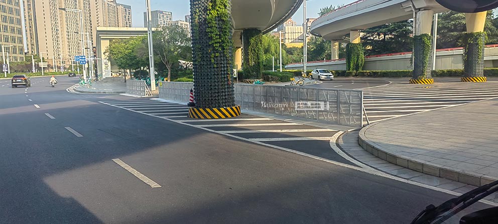 2025鄭州跨境電商博覽會，華熠防爆欄租賃助力場地安全